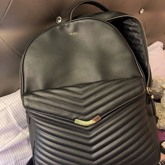 Gently used Aldo handbag - Picture 2 of 7